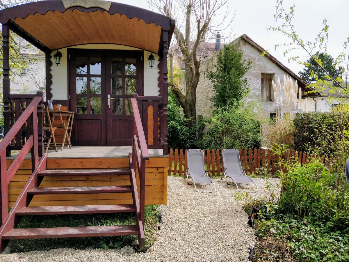 Chalet Roulotte Comtoise à